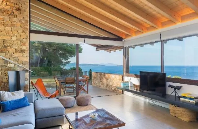 Villa Begur 0*,